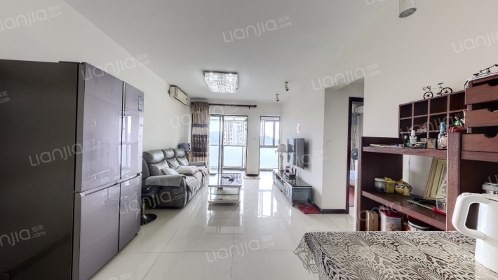 晴朗新地二手房实景图