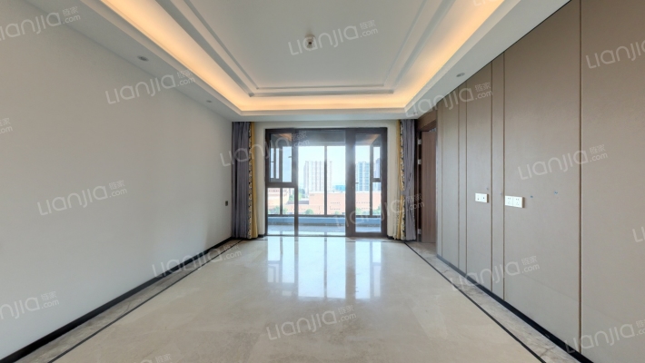 万科翡翠公园二手房实景图