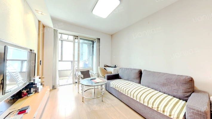 品尊国际二期二手房实景图