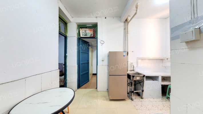 省安华林小区二手房实景图