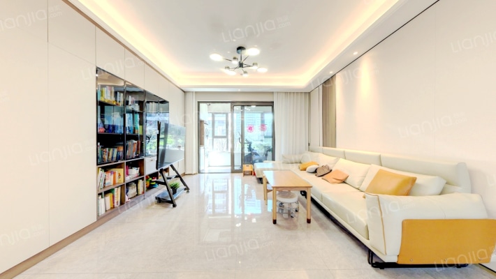 中海臻如府(三期)二手房实景图