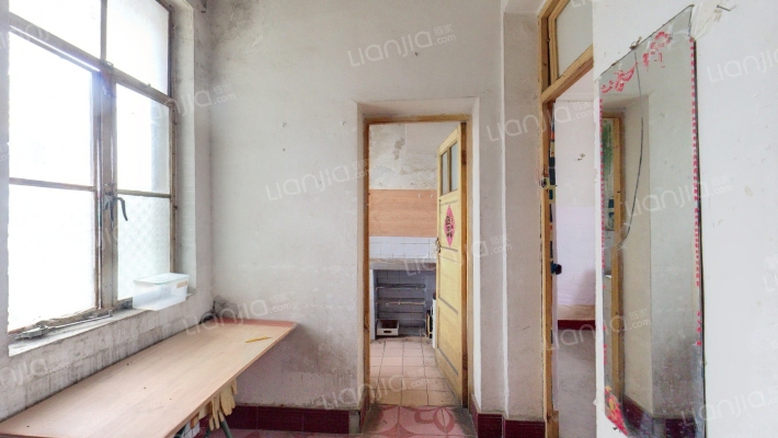 省科技厅宿舍二手房实景图