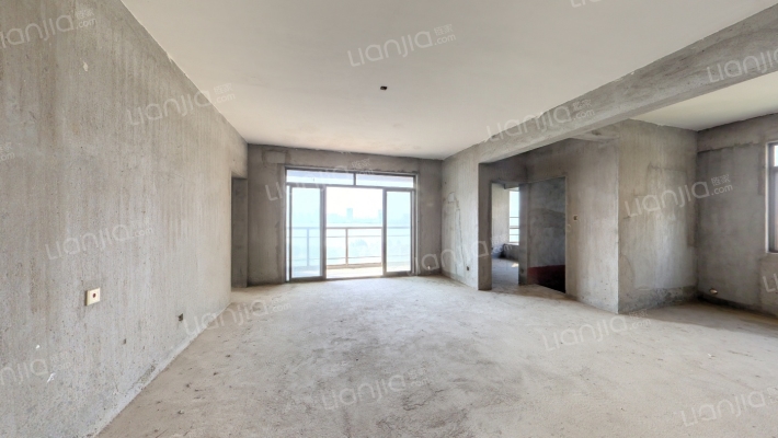 尚水花园二手房实景图