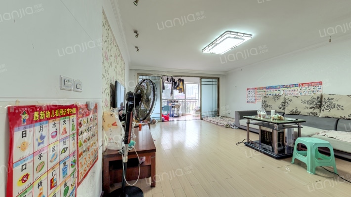 水利局宿舍二手房实景图