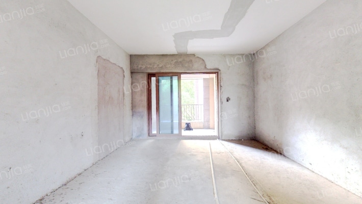 君御旗峰豪园二手房实景图