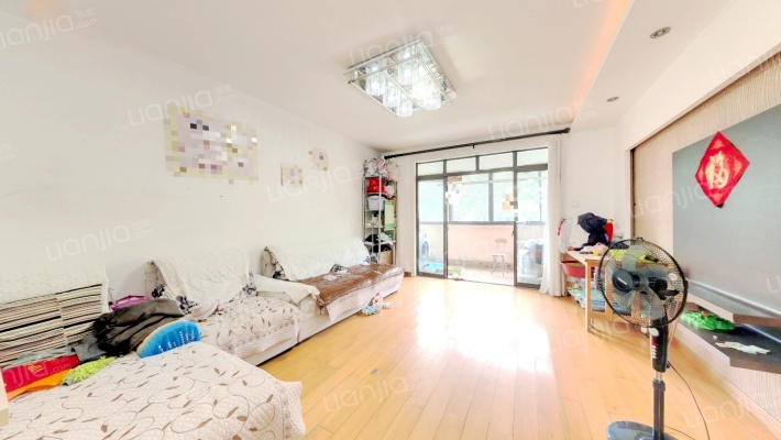 湖畔翠庭二手房实景图