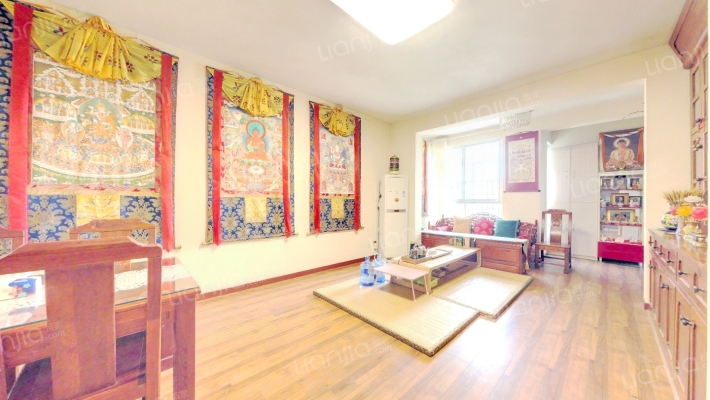 锦宏翠苑二手房实景图