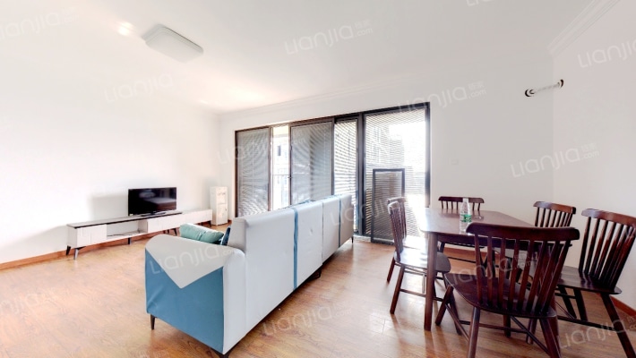 尼盛绿城春江明月二手房实景图