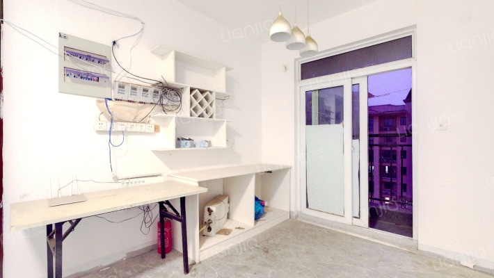 华鑫天域居二手房实景图