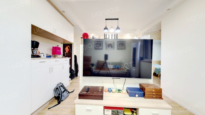 佘北家园莘泽苑二手房实景图