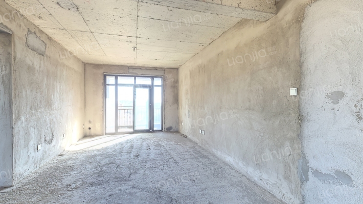 米兰小镇二手房实景图