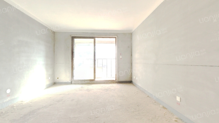 法兰原著二手房实景图