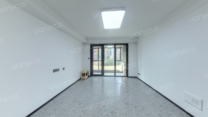 新华万科翡翠观海二手房实景图