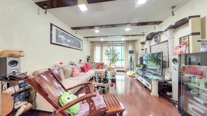 金锐花园二手房实景图