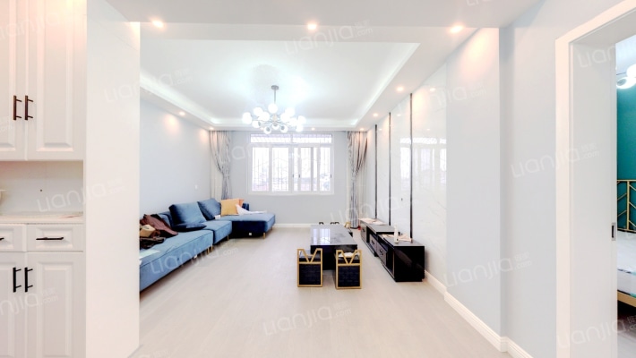 花月东街10号二手房实景图