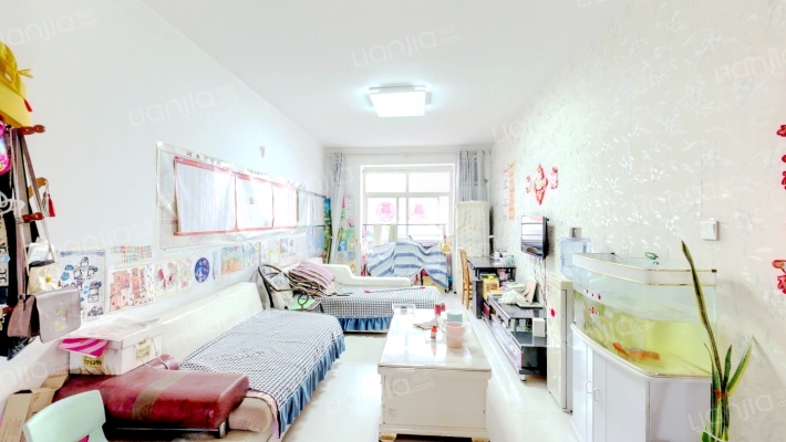 东上金地二手房实景图