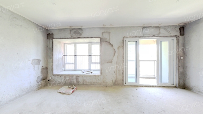 卓越蔚蓝城二手房实景图