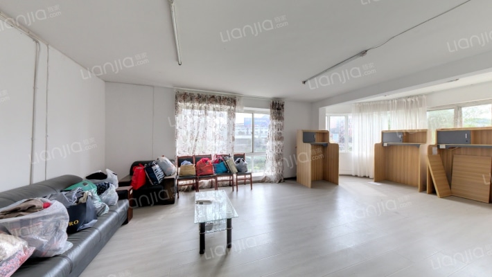 国税局宿舍二手房实景图