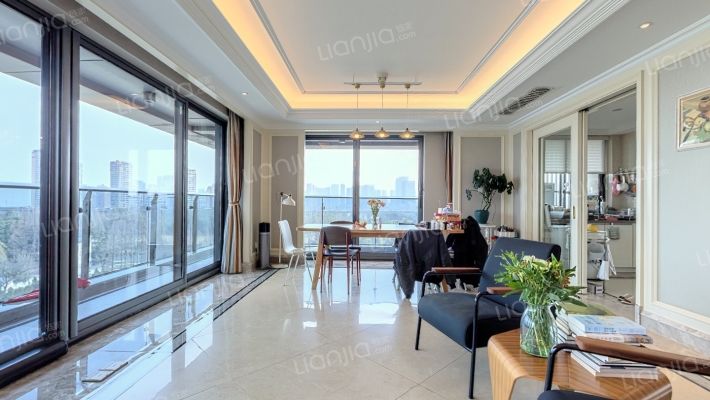 绿城九龙仓柳岸晓风二手房实景图