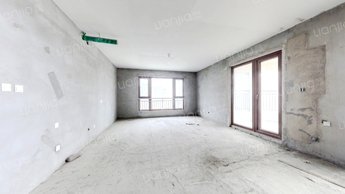 天山九峯二手房实景图