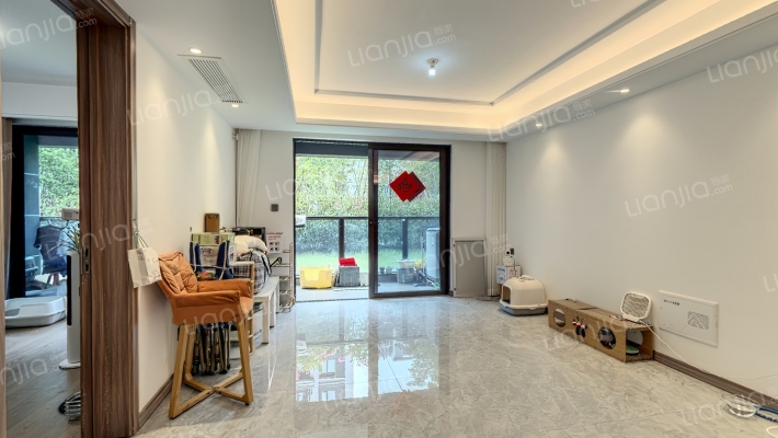 融信大发弘阳沁澜二手房实景图