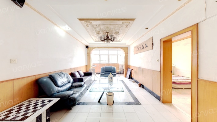 纬四路22号院二手房实景图