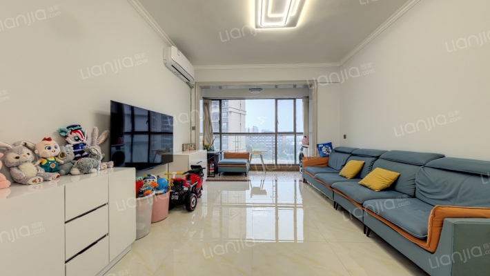 美力盈彩花苑二手房实景图