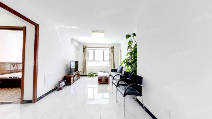 王府仓胡同10号院二手房实景图