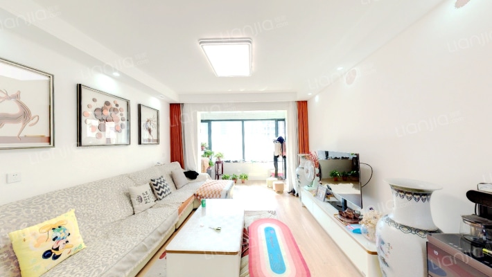 东第华府二手房实景图