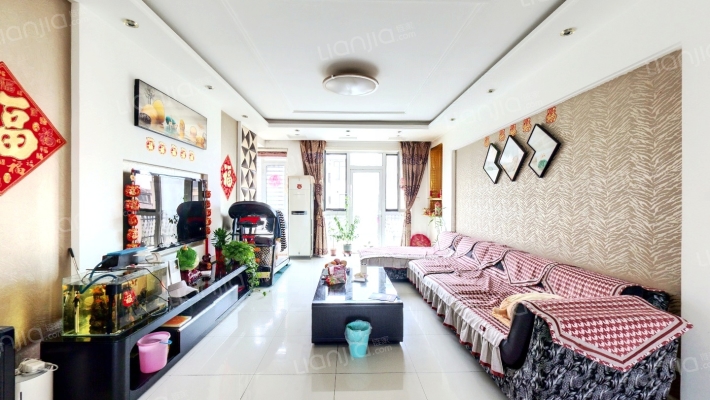 開世嘉年一期二手房实景图