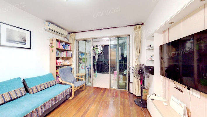 维罗纳贵都二手房实景图