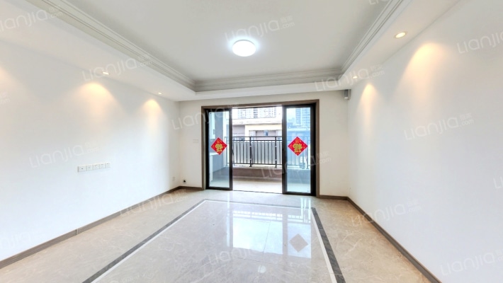 越秀亲爱里二手房实景图