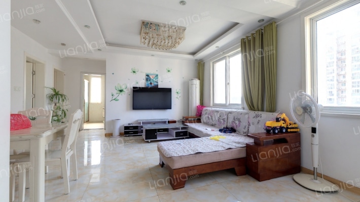 新江雅苑二手房实景图