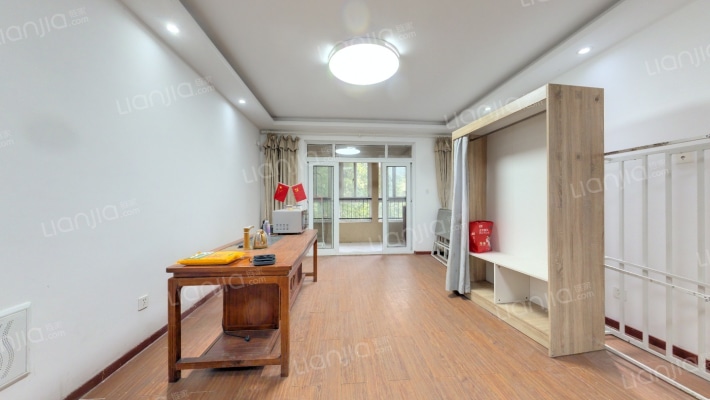 美罗家园吉翔苑二手房实景图