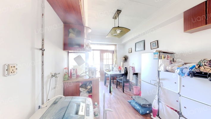 34中纪念街二手房实景图