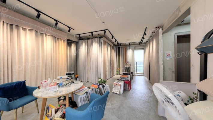 华侨城天鹅堡二手房实景图