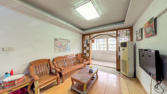 高校住宅小区二手房实景图