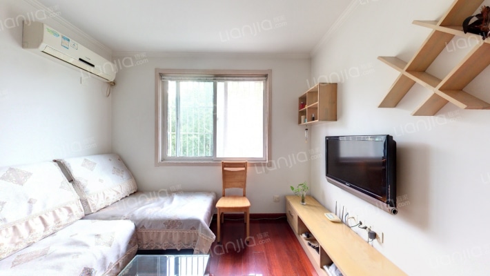 银龙翠苑二手房实景图