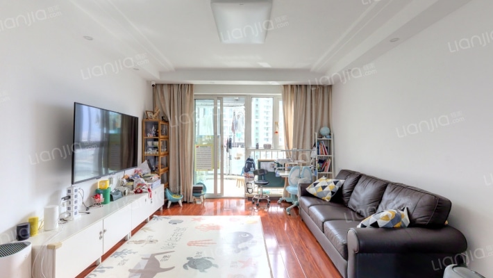 漕河景苑二手房实景图