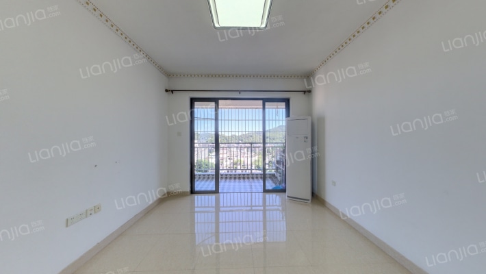 岭南世家荣景园二手房实景图