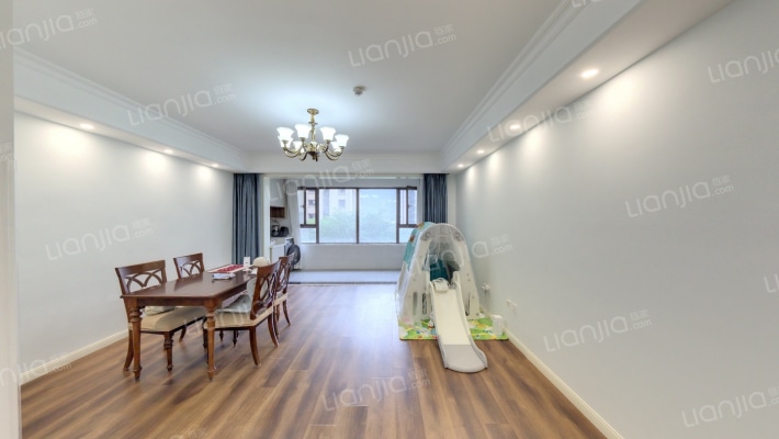 鲁能领秀公馆二手房实景图