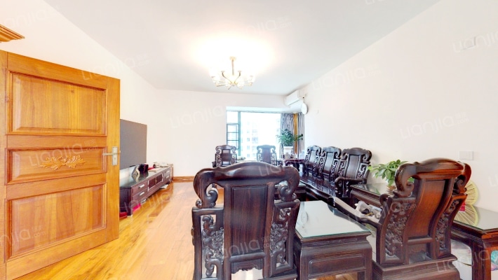 中信海阔天空二手房实景图