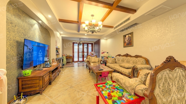 蓝光十里蓝山二手房实景图