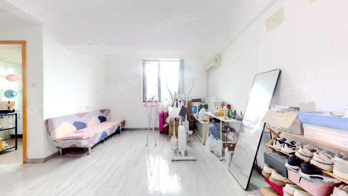 俊华雅苑二手房实景图