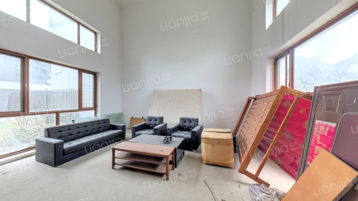 和庄别墅二手房实景图