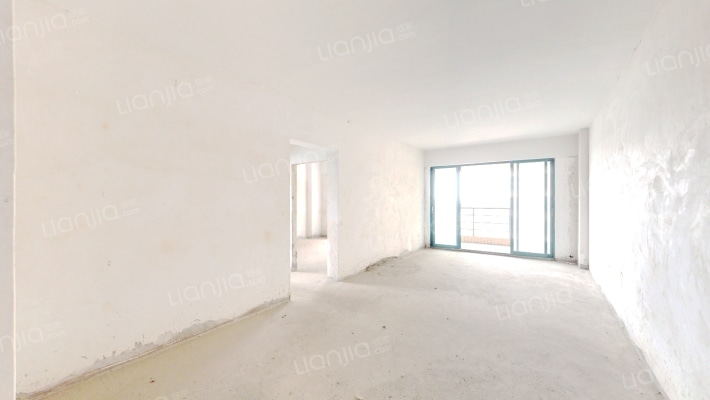 南灣·豪庭二手房实景图