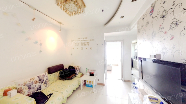 坤泰新界二手房实景图