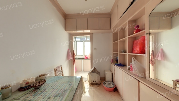 花山湾新村五区二手房实景图