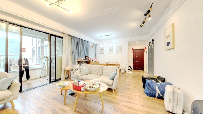 鹭湖宫八区C组团二手房实景图