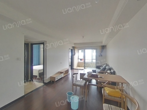 整租·万科第五城四期 3室1厅 南